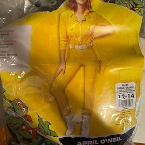 April O’Neil costume from teenage mutant ninja turtles